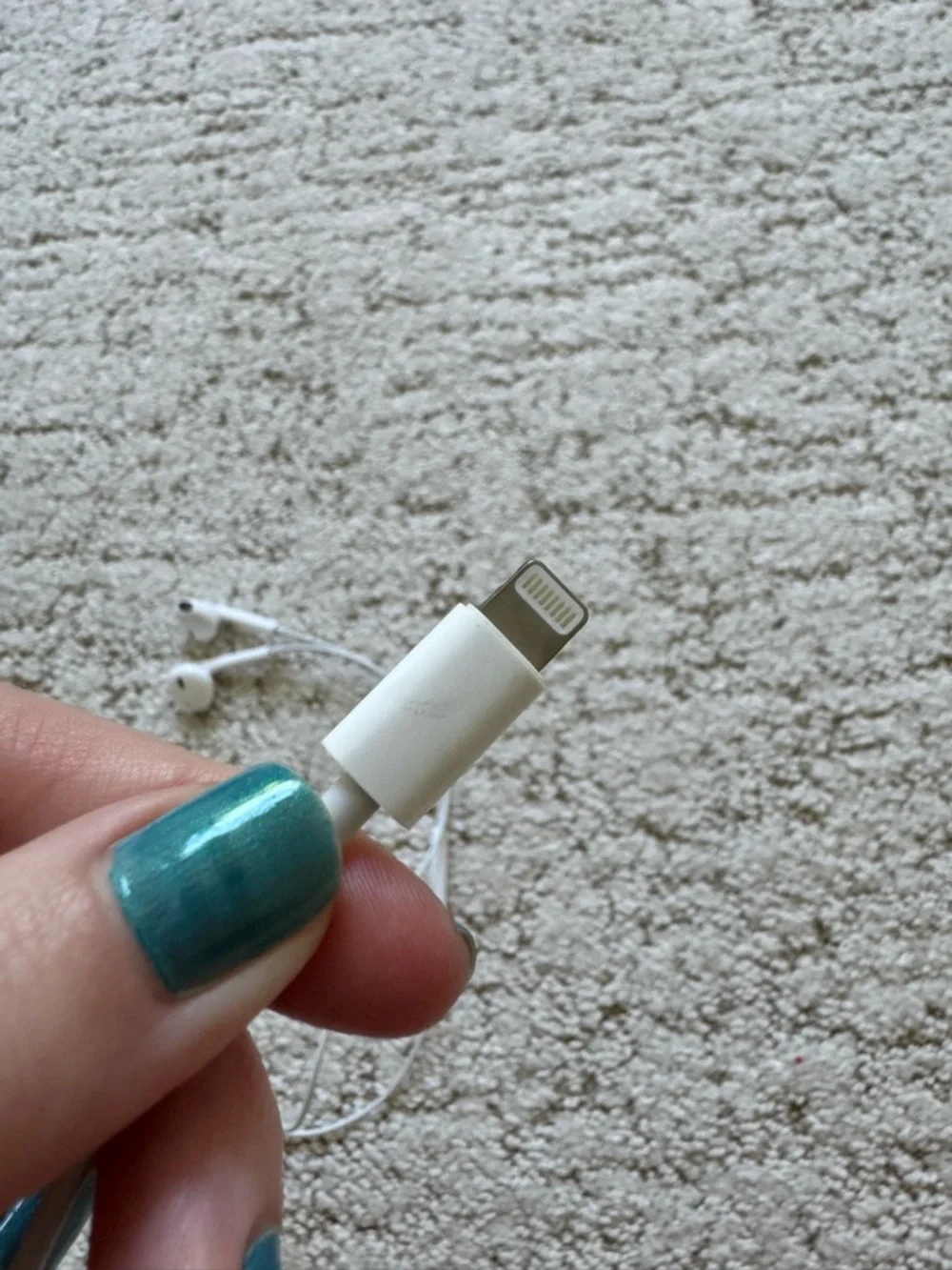 Free w/ purchase - Apple Lightning Earbuds